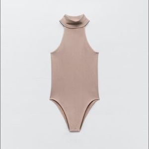 Zara Ribbed Turtleneck in Mauve